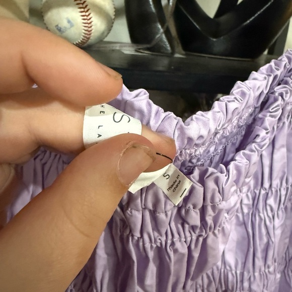 Astr the label Purple Puff Sleeve Smocked Ruffled Blouse size small - Picture 3 of 6
